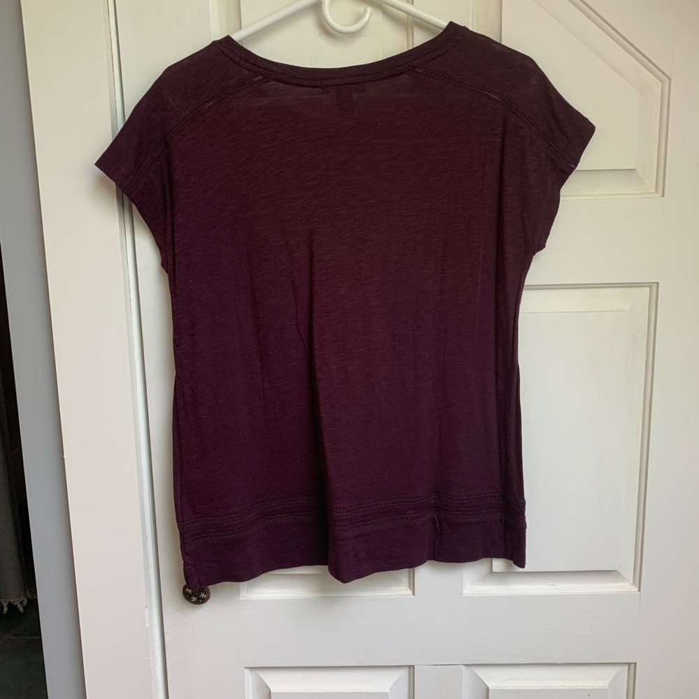 Gap short sleeve shirt.